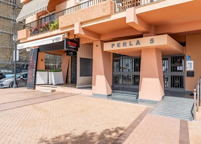 Apartment Pass The Keys Perfect 1 Bed Right By The