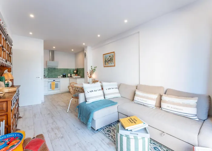 Pass The Keys Perfect 1 Bed Right By The *