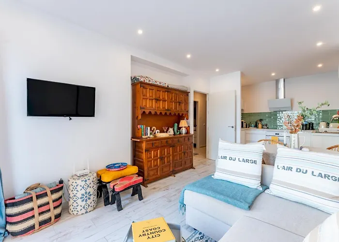 Pass The Keys Perfect 1 Bed Right By The פואנגירולה